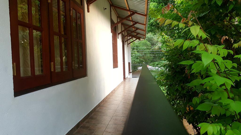 Villa Happy Home Bentota Exterior foto